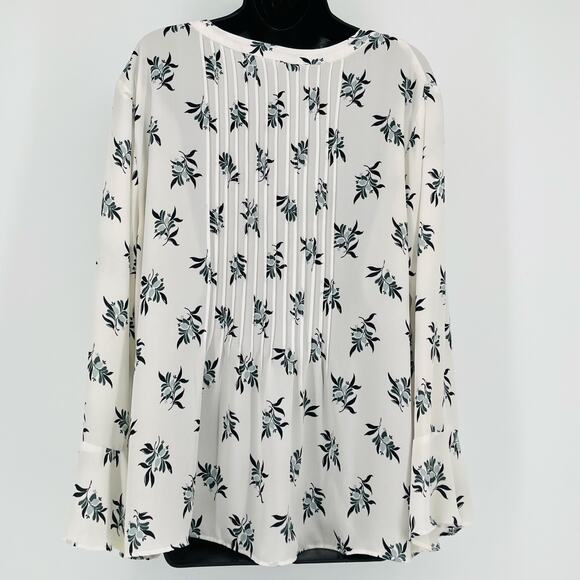 Ann Taylor Floral Pin Tuck Blouse in White/Blue Size XL - Picture 4 of 9